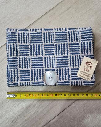 Pochette artigianale