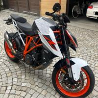 Ktm 1290 superduke R