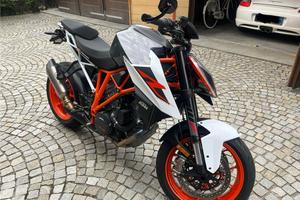 Ktm 1290 superduke R