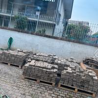 Bancali di autobloccanti