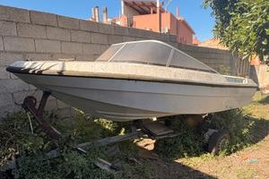 Barca RIO 400 OLÉ vetroresina 4m carrello incluso