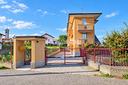 trilocale-con-box-a-lumellogno-