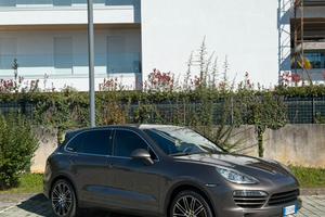 Porsche cayenne 2013