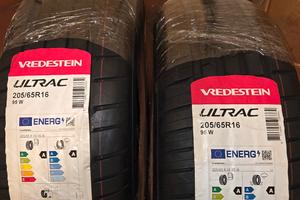 2 Gomme Nuove Vredestein Ultrac 205/65 R16 95W
