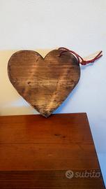 Cuore rustico in legno