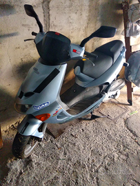 Scooter Aprilia SR sportster 125