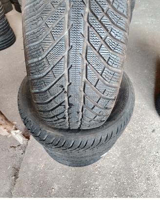 225/55/17 101V XL Cooper al 90% seminuove DOT 2021