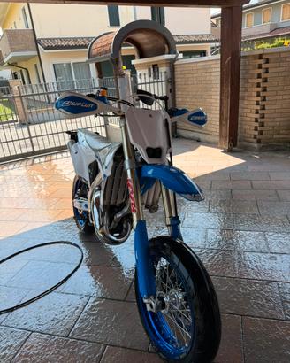 TM 125fi 2024