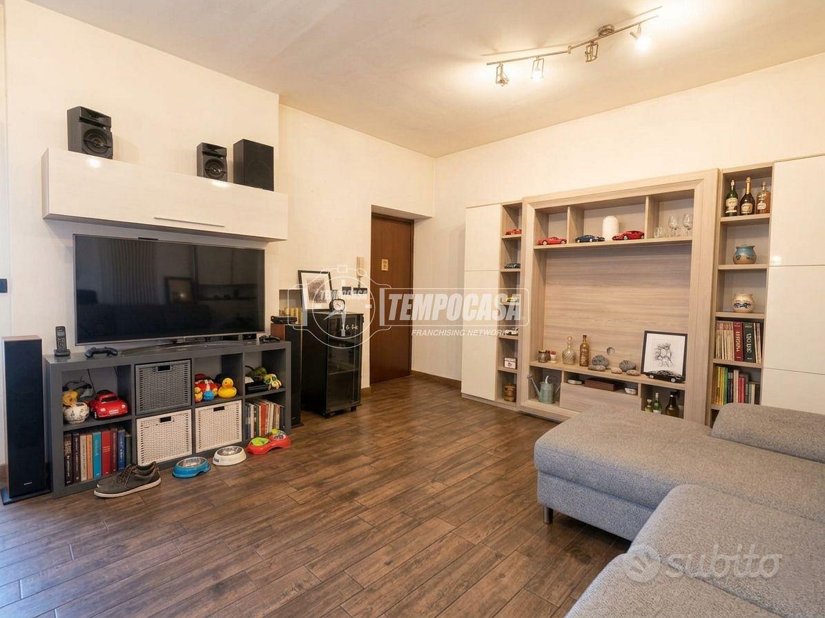 Apartment in Collegno, Terracorta, Leumann - Altro