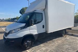 Iveco Daily 35C14 Box  04/2023  26.137 km – Euro6E