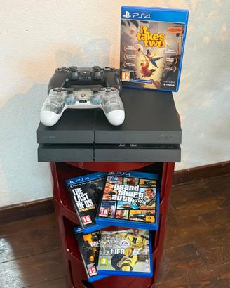 PlayStation 4 + Secondo Joypad + 5 giochi