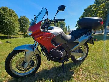 APRILIA PEGASO 650IE 