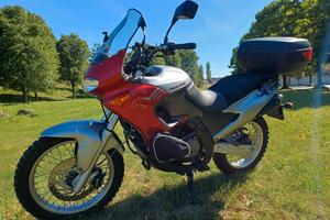 APRILIA PEGASO 650IE 