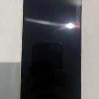 Iphone 12 con cover e vetrini