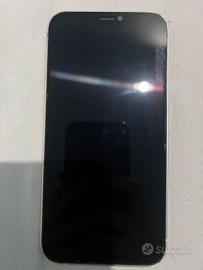 Iphone 12 con cover e vetrini