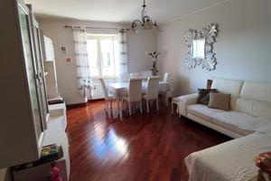 Appartamento luminoso 4 locali con balcone