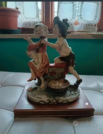 Statua Capodimonte G. Armani Ragazzi