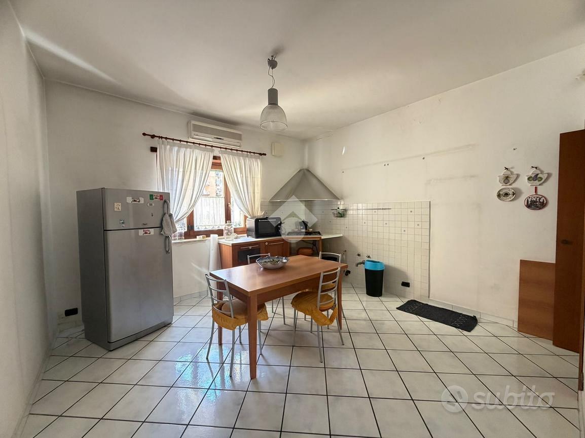 Appartamento – Napoli, Colli Aminei, Municipalità 3 - Vista 3