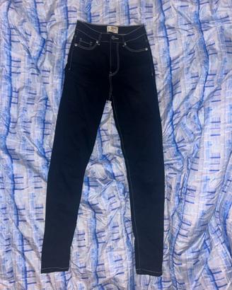 pantaloni