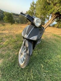 Piaggio liberty 50  2012