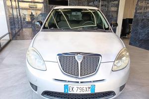 LANCIA Ypsilon 1.2 69 CV Unyca