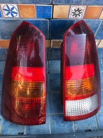 Fanali posteriori (stop) Ford Focus SW 2004