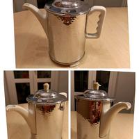 Caffettiera vintage con protezione termica