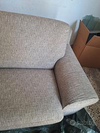 Divano 2 posti misure 230x90