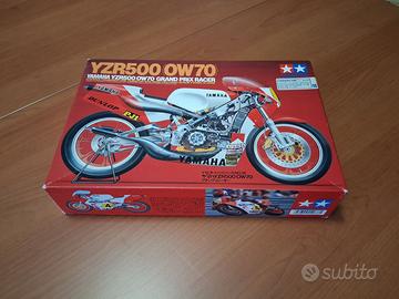 Kit Tamiya Yamaha YZR500 OW70 Scala 1:12