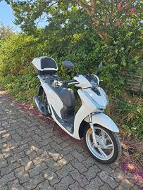 HONDA SH  150
