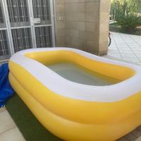 Grande piscina per bambini Intex con telo