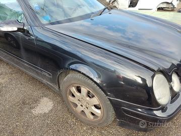 Parafango destro MERCEDES CLK 200 COPRESSOR 2000