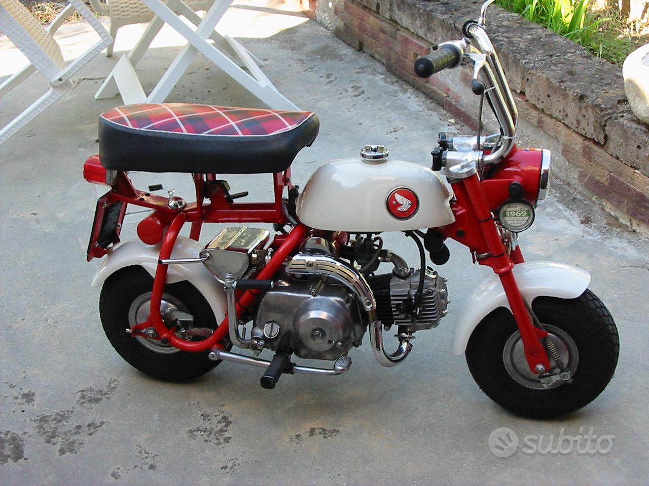 Motorcycle Honda Monkey 50 Usata Scooter Honda Monkey 125 Usato