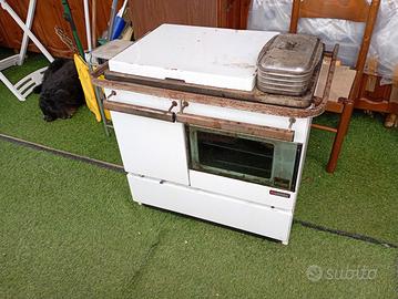 cucina nordica economicha ha legna 