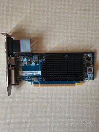 scheda grafica amd R5 230