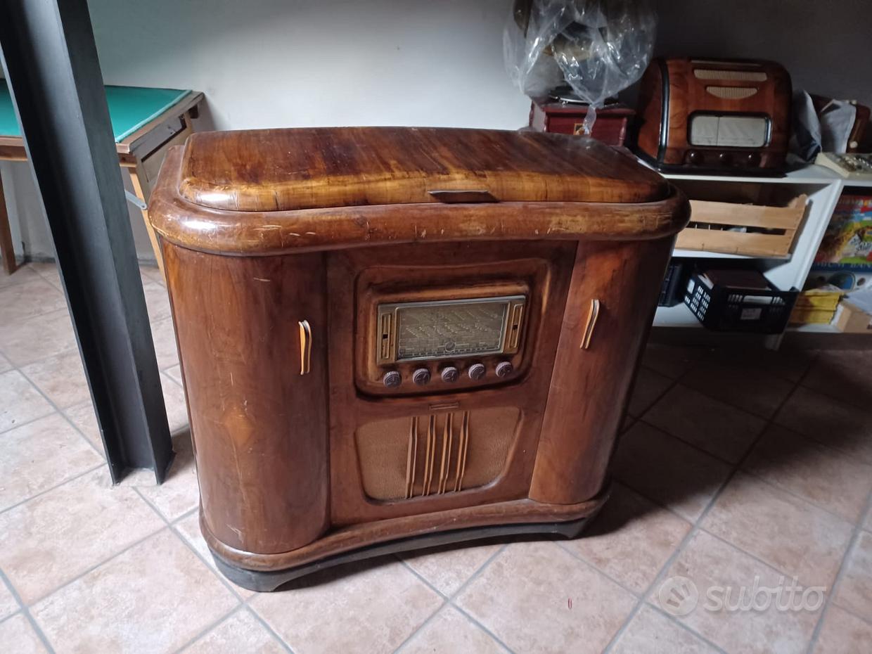 Mobile Radio Giradischi Grundig Anni '40 – Amarcord Officina di