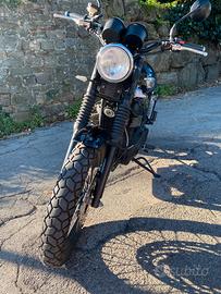 Triumph scrambler 900
