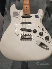 FENDER SQUIER STRATOCASTER MADE IN JAPAN 1986