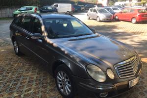 MERCEDES 220 CDI ELEGANCE