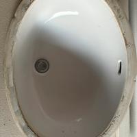 2 Lavabi sottopiano in ceramica con TOP integrato