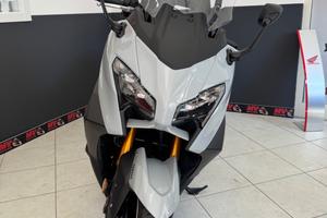 Yamaha TMAX 560