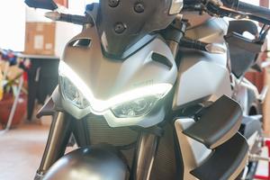 Ducati Streetfighter V4 (2021)