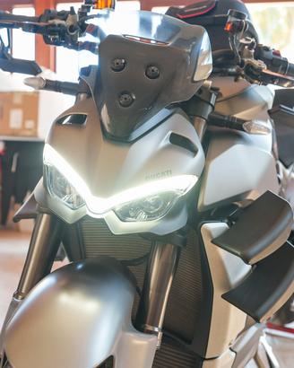 Ducati Streetfighter V4 (2021)