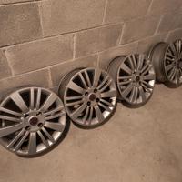 Cerchi in lega grande punto in buono stato
