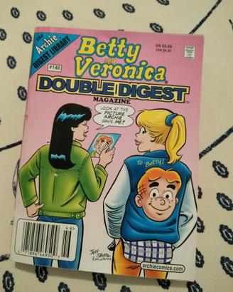 Fumetto in inglese: Betty and Veronica (Riverdale)