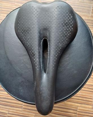Sella trek bontrager