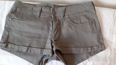 Pantaloncini shorts grigi