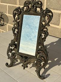 Specchio antico di bronzo bellissim