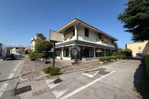 NEGOZIO A CAERANO DI SAN MARCO