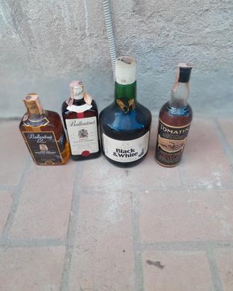 collezione  di wisky  anni70 